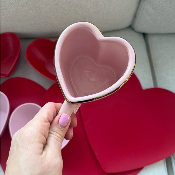 Threshold Target Valentines Day Table Setting - Picture 3 of 5